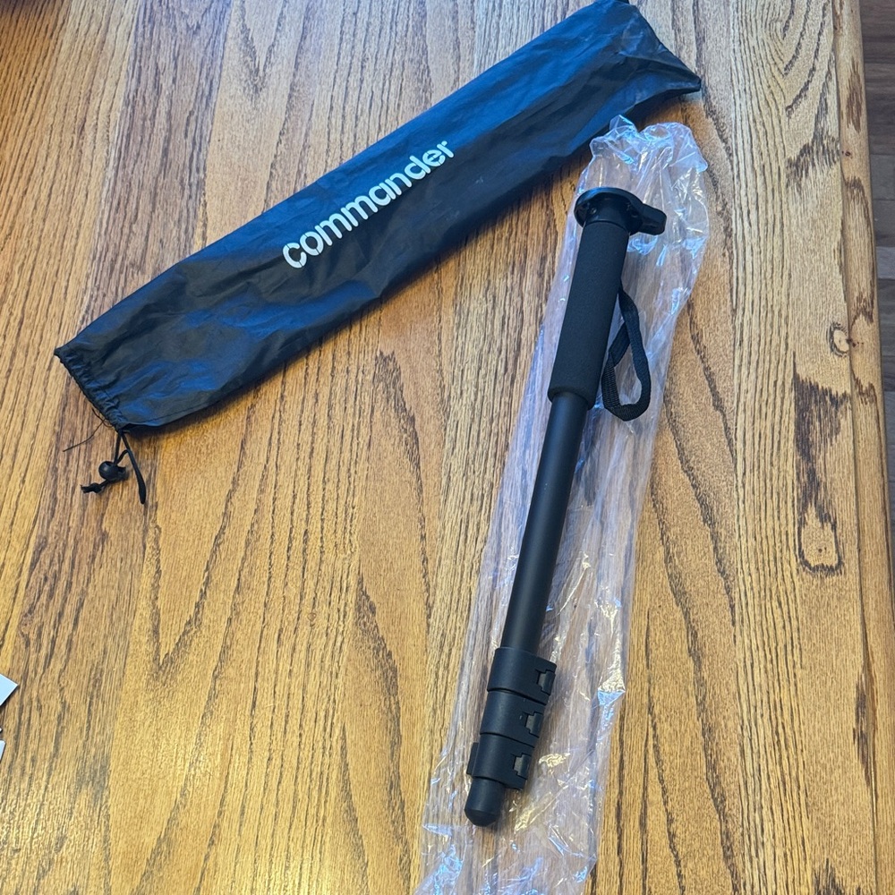 Black Monopod